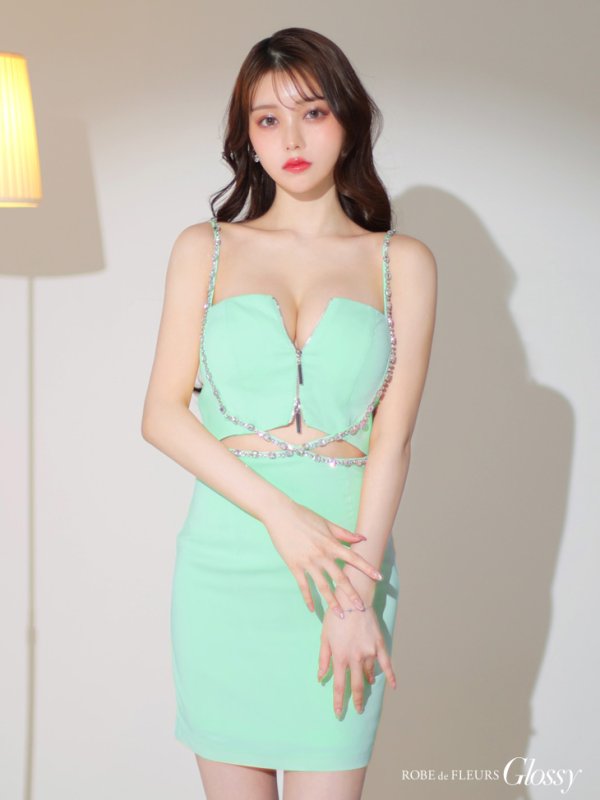 画像13: XSサイズあり【Glossy/グロッシー】クロスビジュー/ フロントジップ/ キャミソール/ ストレッチ/ タイト/ ミニドレス/ キャバドレス[OF2] (13)