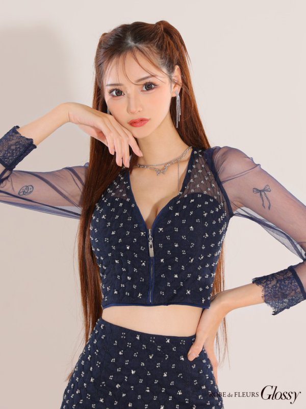 ネイビー モデル：みみ　身長：162cm　着用サイズ：Sサイズ