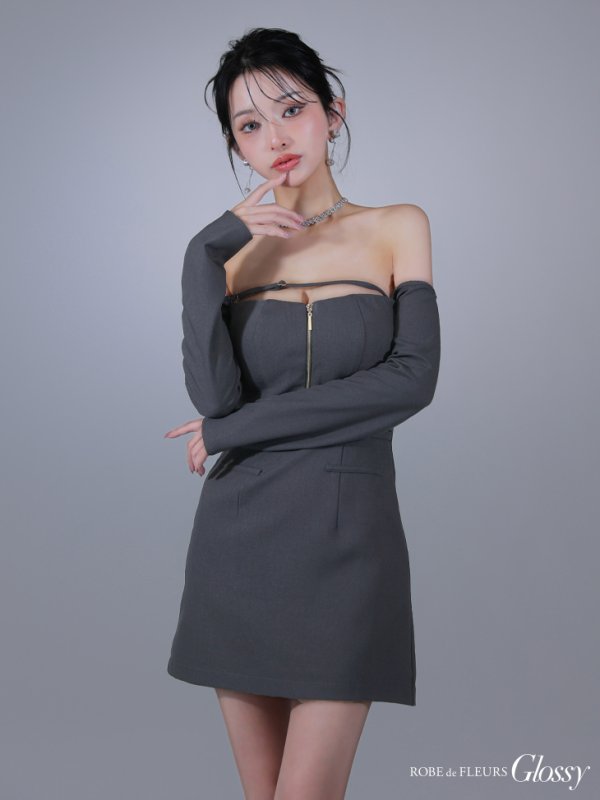 グレー　モデル：まおちゃる　身長：160cm　着用サイズ：Sサイズ