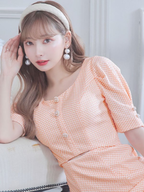 画像10: XS-Lサイズあり【IRMA/イルマ】ギンガムチェック/ チェック柄ニット/ ストレッチ/ パールボタン/ カットアウト/ 半袖/ 袖あり/ パフスリーブ/ タイト/ ミニドレス/ キャバドレス【HC02】 (10)