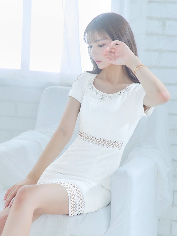 画像4: XS-Lサイズあり【IRMA/イルマ】シンプル/ ワンカラー/ 半袖/ 袖あり/ ビジュー/ タイト/ ミニドレス/ キャバドレス【HC02】 (4)