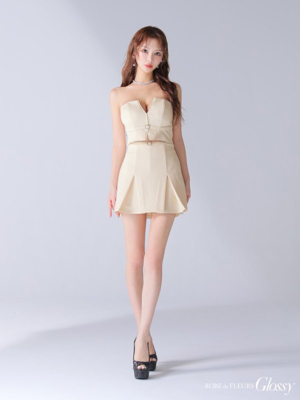 アイボリー モデル：みゆ　身長：166cm 着用サイズ：Sサイズ