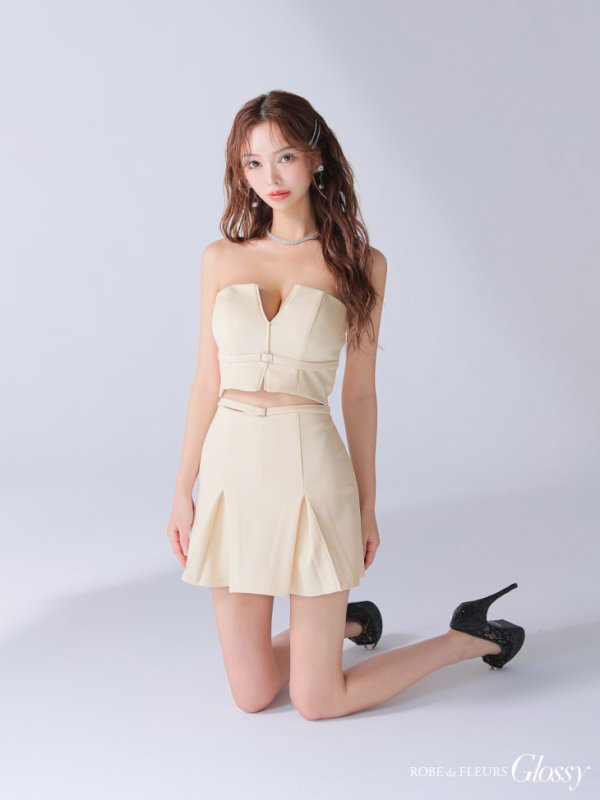 アイボリー モデル：みゆ　身長：166cm 着用サイズ：Sサイズ