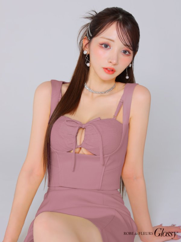 ピンク モデル:らいか 身長:163cm 着用サイズ:Sサイズ