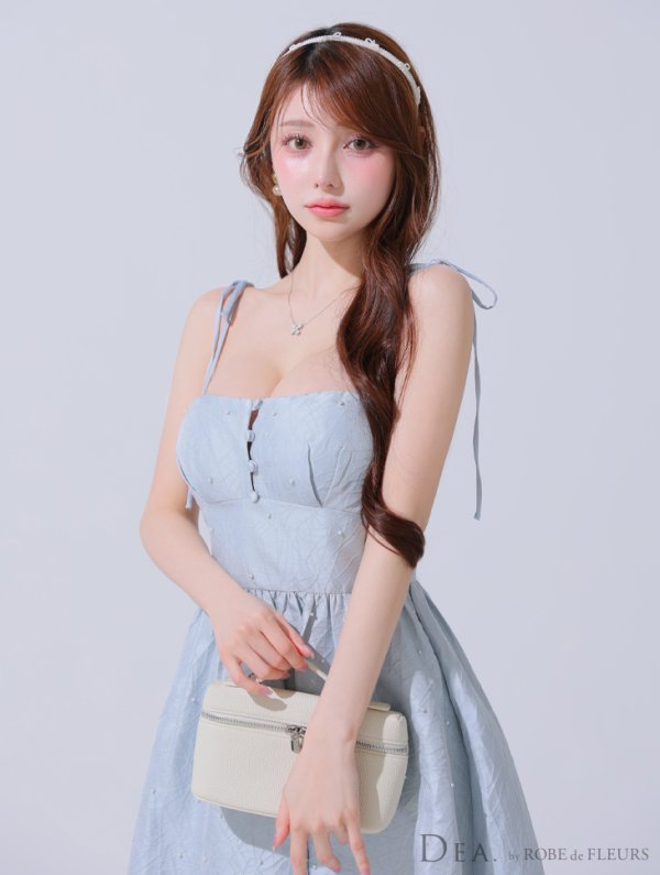 ブルー モデル:ももか 身長:156cm 着用サイズ:Sサイズ