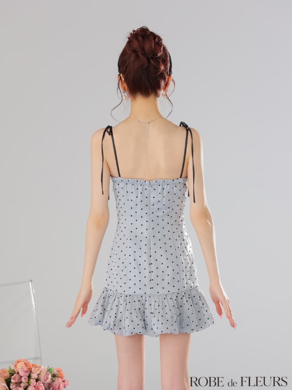 グレー モデル:らいか 身長:163cm 着用サイズ:Sサイズ