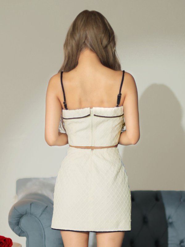 画像16: XSサイズあり【Glossy/グロッシー】襟デザイン/ バイカラー/ キャミソール/ ボタン/ タイト/ セットアップ/ ミニドレス/ キャバドレス[OF08] (16)