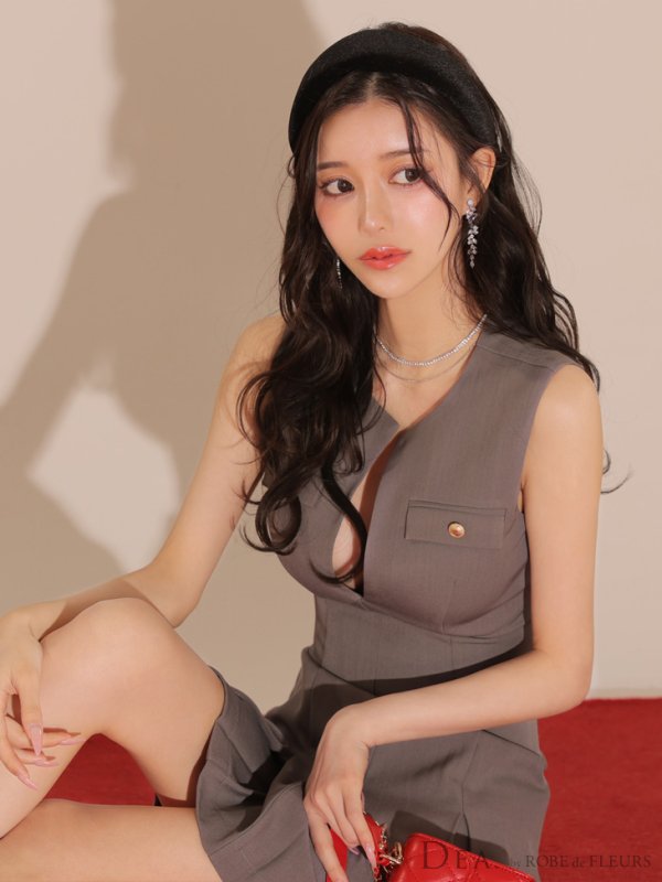 グレー モデル:ゆりお 身長:165cm 着用サイズ:Sサイズ