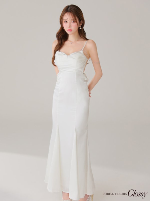 ホワイト モデル:ゆめ 身長:160cm 着用サイズ:Sサイズ