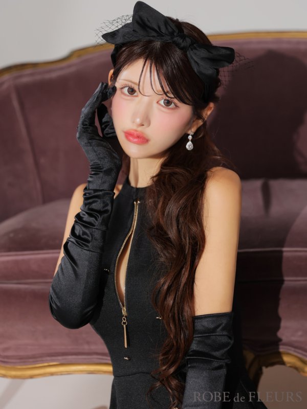 ブラック モデル：まりん　身長：164cm　着用サイズ：Sサイズ
