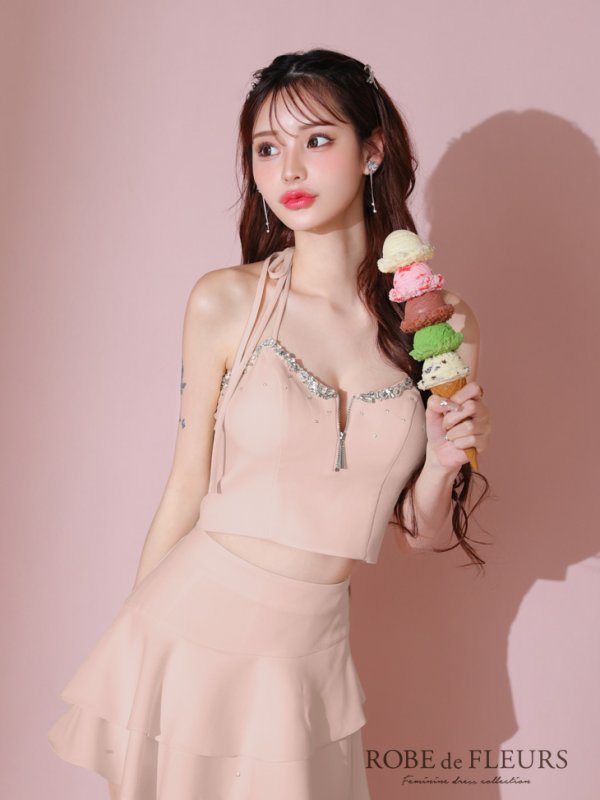 ピンク モデル:みみ 身長:162cm 着用サイズ:Sサイズ