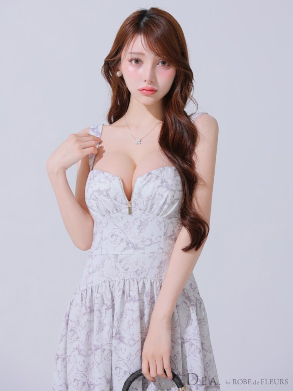 ベージュ モデル:ももか 身長:156cm 着用サイズ:Sサイズ