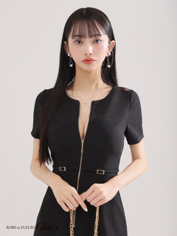 ブラック モデル:まおちゃる 身長:160cm 着用サイズ:Sサイズ
