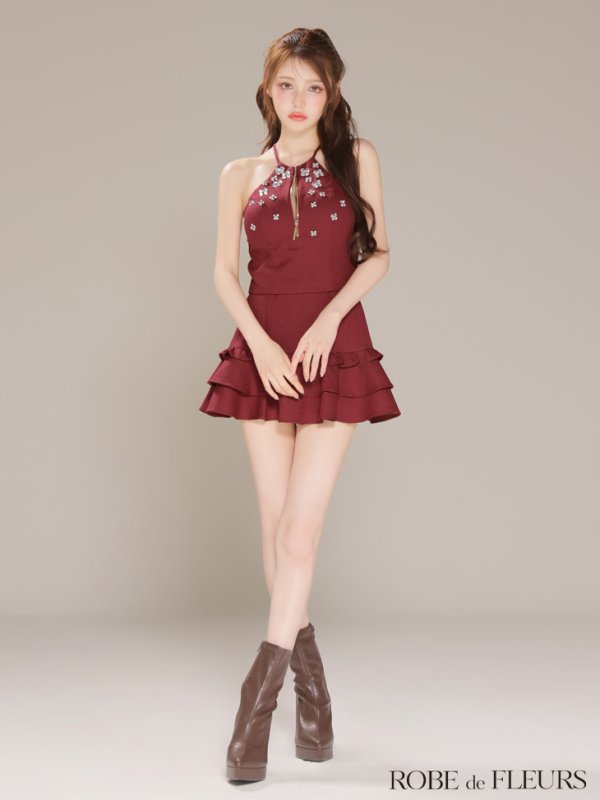 レッド モデル：ももか　身長：156cm　着用サイズ：Sサイズ