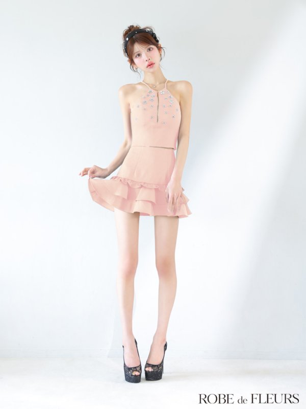 ピンク モデル：まりん　身長：164cm　着用サイズ：Sサイズ