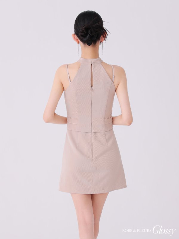 ピンクベージュ モデル:まおちゃる 身長:160cm 着用サイズ:Sサイズ