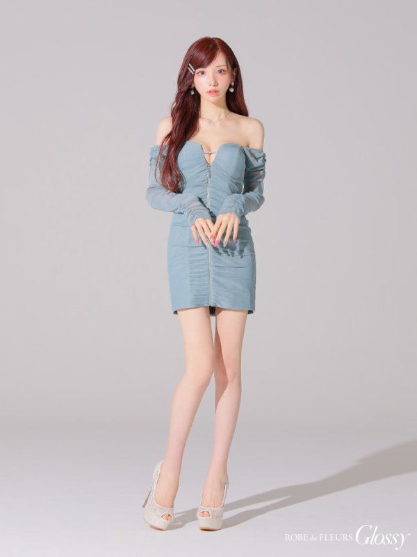 ブルー モデル:らいか 身長:163cm 着用サイズ:Sサイズ