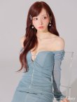 ブルー モデル：らいか　身長：163cm　着用サイズ：Sサイズ