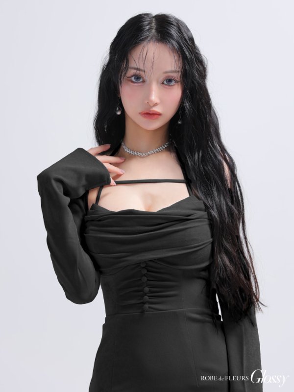 ブラック　モデル：まおちゃる　身長：160cm　着用サイズ：Sサイズ