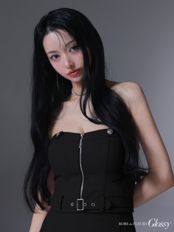 ブラック モデル：まおちゃる　身長：158cm　着用サイズ：Sサイズ