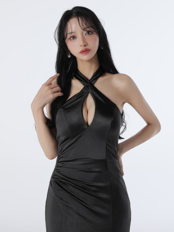 ブラック モデル：まおちゃる　身長：158cm　着用サイズ：Sサイズ