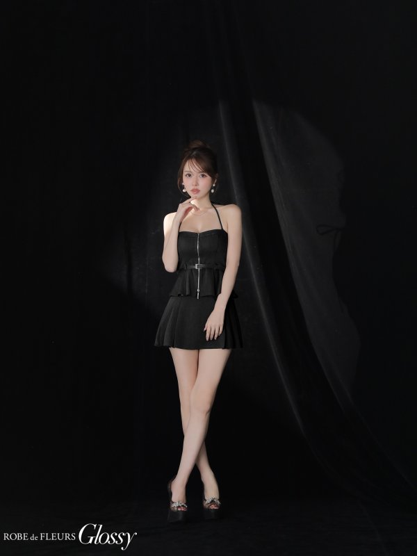 ブラック　モデル：ゆめ　身長：160cm　着用サイズ：Sサイズ