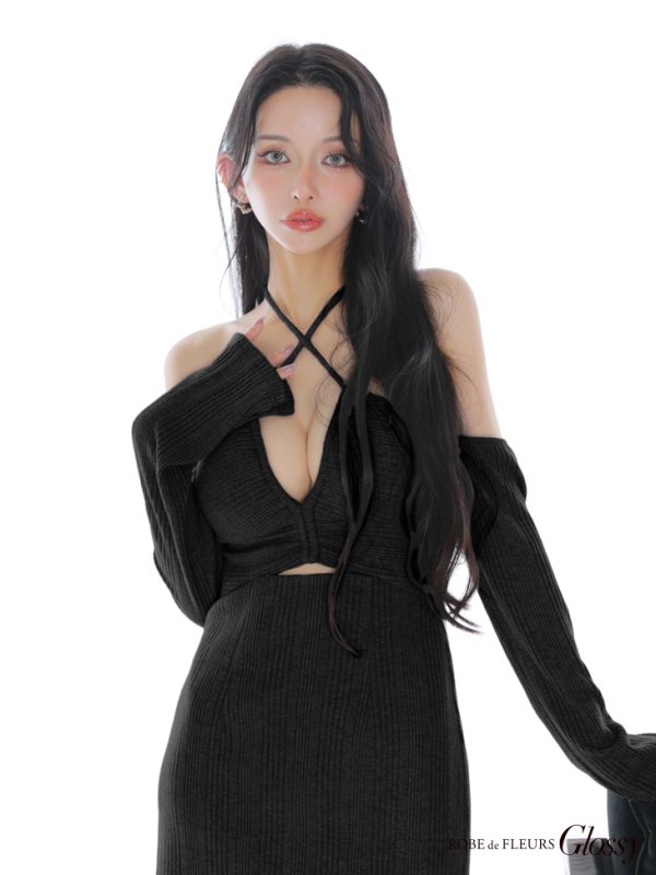 ブラック モデル：まおちゃる　身長：158cm　着用サイズ：Sサイズ