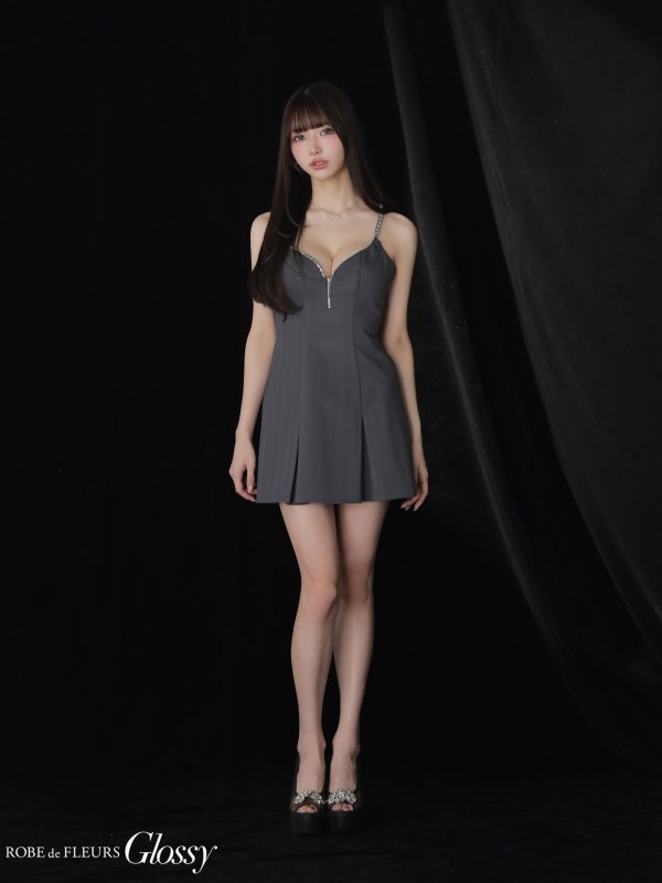 グレー　モデル：あすか　身長：170cm　着用サイズ：Sサイズ