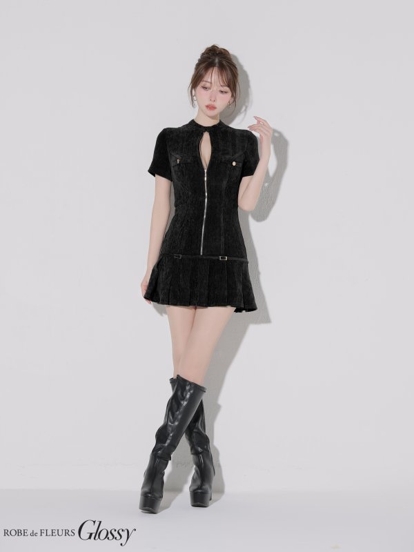 ブラック モデル：ゆめ　身長：160cm　着用サイズ：Sサイズ