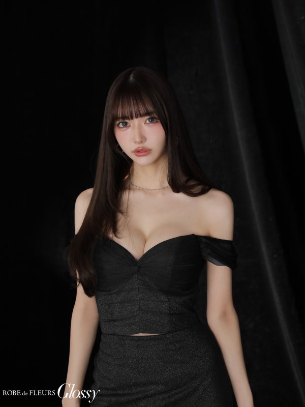 ブラック　モデル：あすか　身長：170cm　着用サイズ：Sサイズ