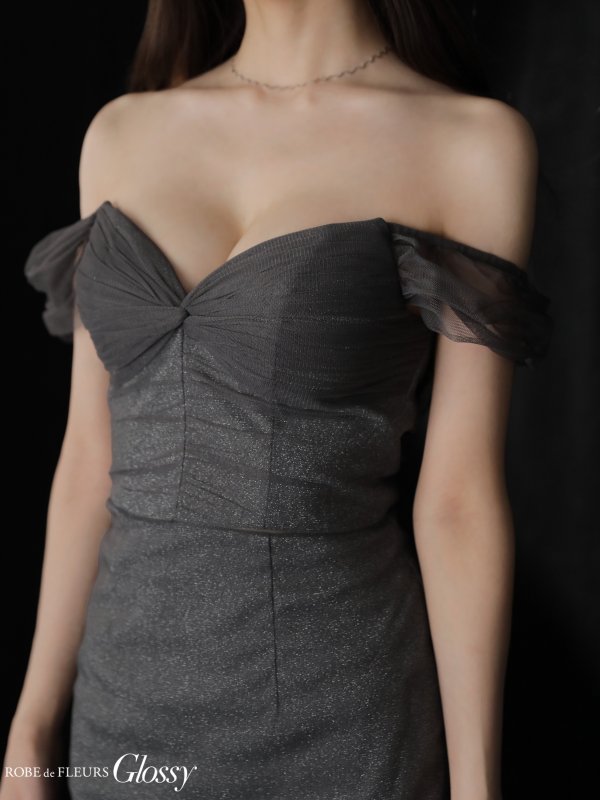 グレー　モデル：あすか　身長：170cm　着用サイズ：Sサイズ