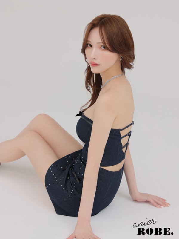 ネイビー モデル:れいな先生 身長:163cm 着用サイズ:Sサイズ