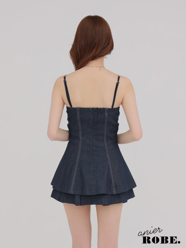 ネイビー モデル：れいな先生　身長：163cm　着用サイズ：Sサイズ