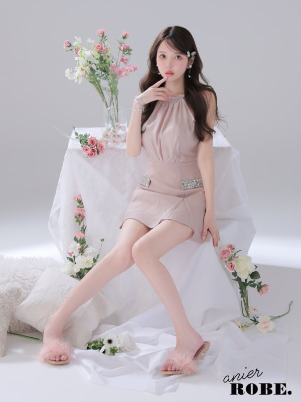 ピンクベージュ モデル：ゆめ　身長：160cm　着用サイズ：Sサイズ