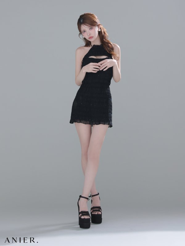 ブラック　モデル：まりん　身長：164cm　着用サイズ：Sサイズ