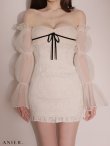 ピンクベージュ モデル：はな　身長：159cm　着用サイズ：Sサイズ