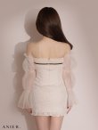 ピンクベージュ モデル：はな　身長：159cm　着用サイズ：Sサイズ