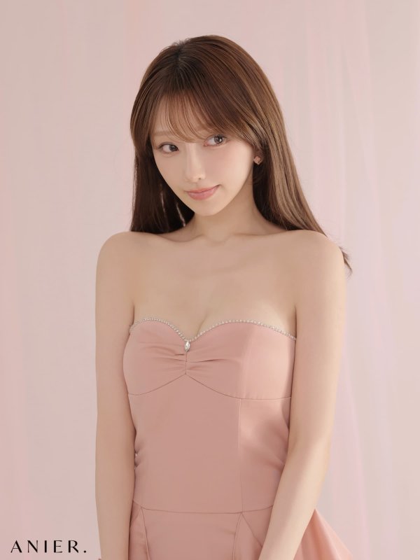 ピンク　モデル：はな　身長：159cm　着用サイズ：Sサイズ