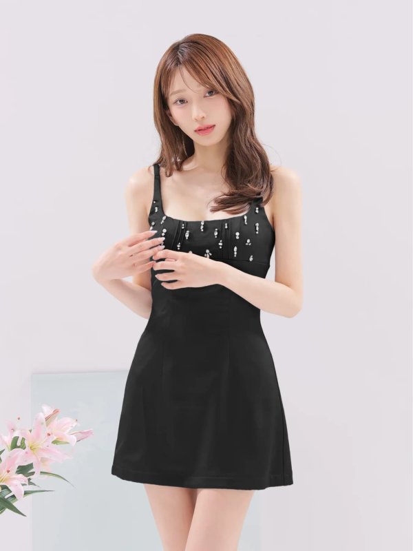 ブラック　モデル：はな　身長：159cm　着用サイズ：Sサイズ