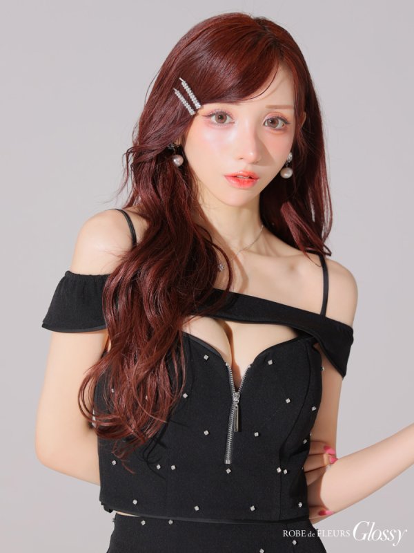 ブラック モデル:らいか 身長:163cm 着用サイズ:Sサイズ