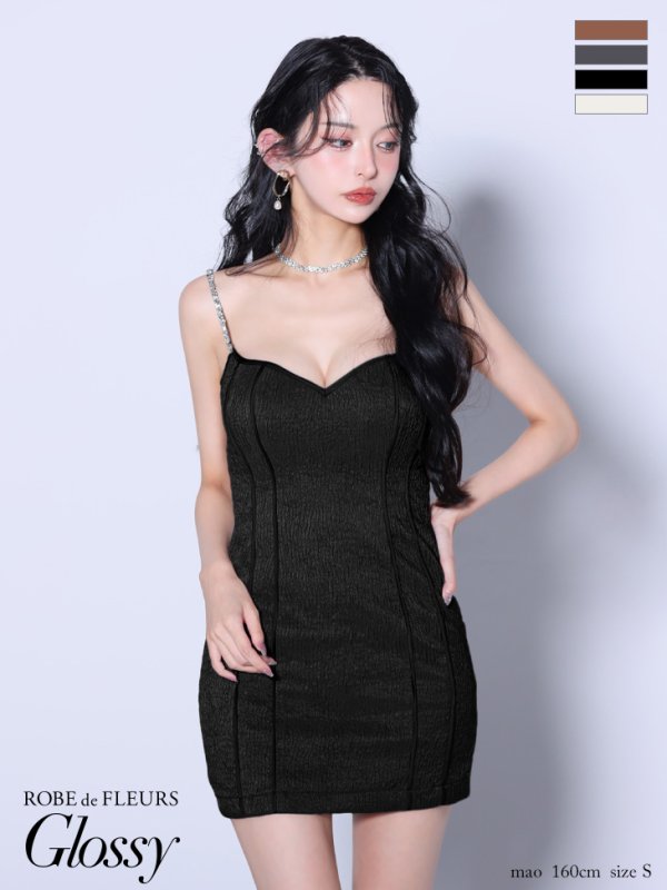 ブラック モデル：まおちゃる　身長：158cm　着用サイズ：Sサイズ