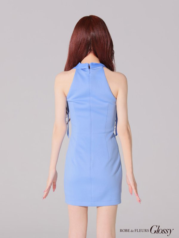 ブルー モデル：らいか　身長：163cm　着用サイズ：Sサイズ