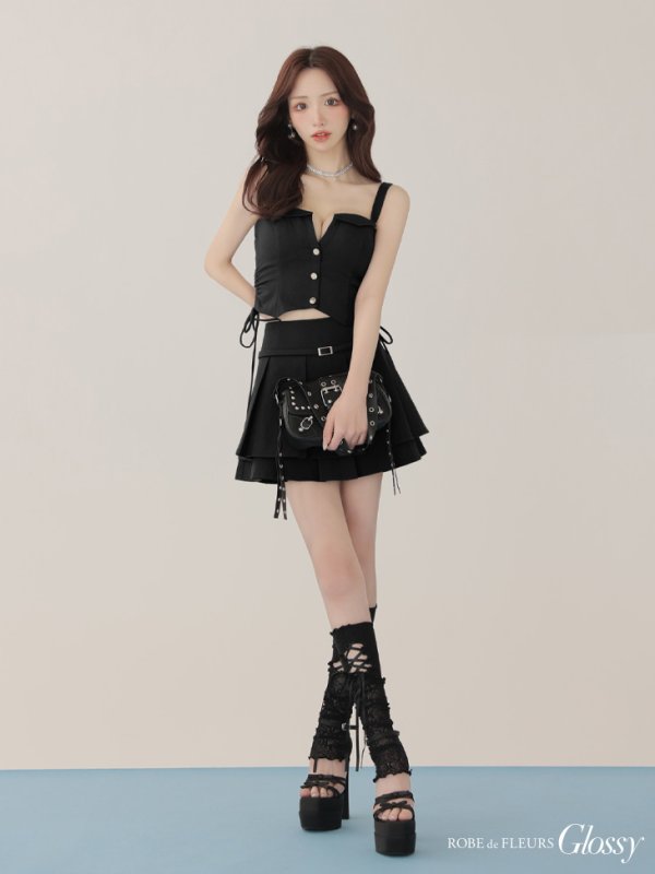 ブラック　モデル：らいか　身長：163cm　着用サイズ：Sサイズ