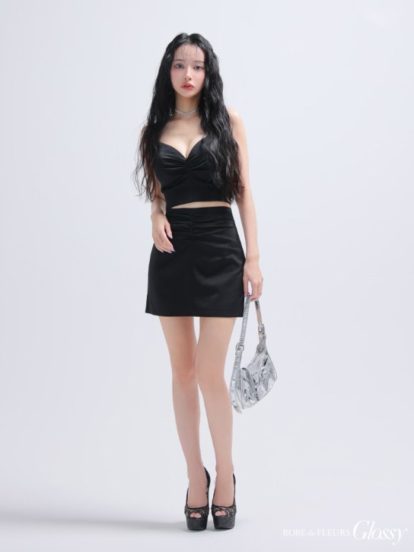 ブラック モデル：まおちゃる　身長：158cm　着用サイズ：Sサイズ