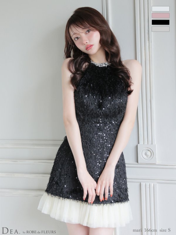 ブラック モデル:羽澄まり 身長:166cm 着用サイズ:Sサイズ