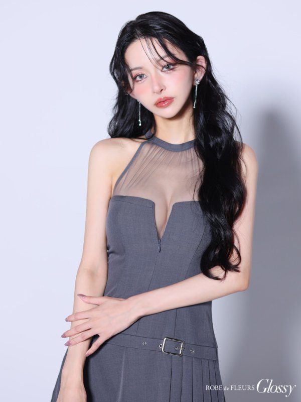 グレー モデル:まおちゃる 身長:158cm 着用サイズ:Sサイズ