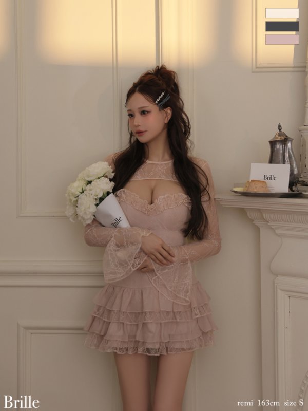 ピンクベージュ　モデル：れみれみ　身長：163cm　着用サイズ：Sサイズ