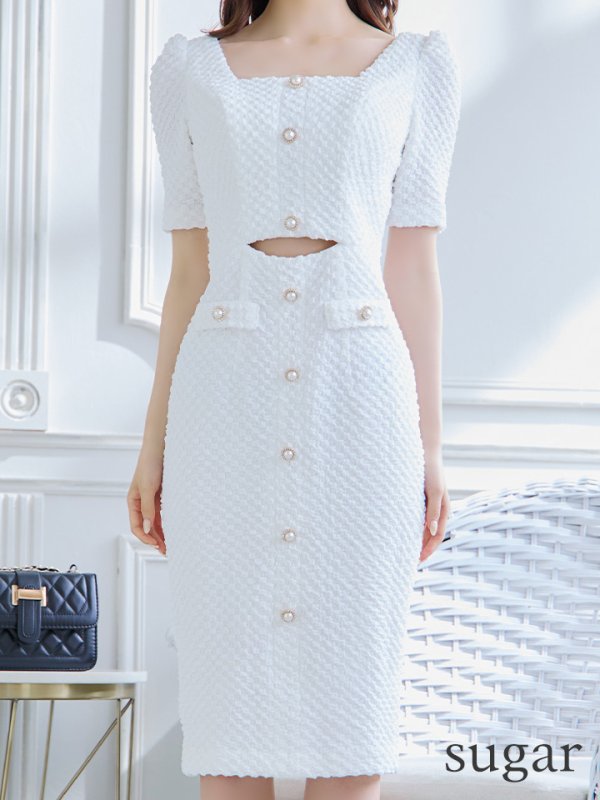 ホワイト モデル：阿部なつき　身長：160cm　着用サイズ：Sサイズ