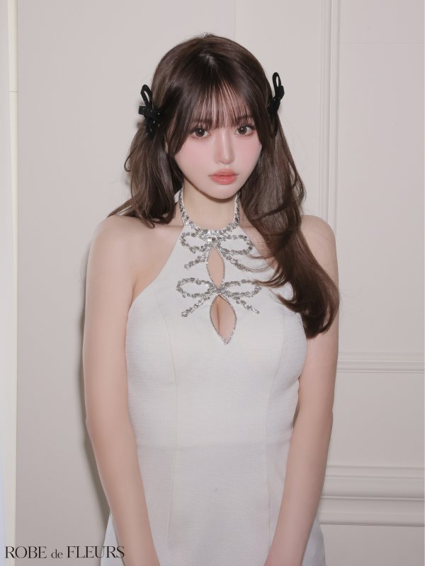 アイボリー　モデル：いおり　身長：164cm　着用サイズ：Sサイズ