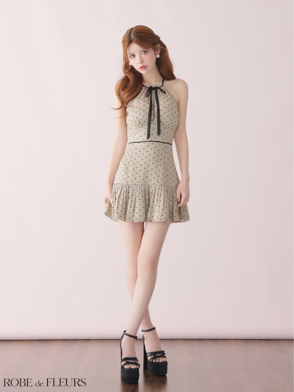 グレージュ モデル：まりん　身長：164cm　着用サイズ：Sサイズ